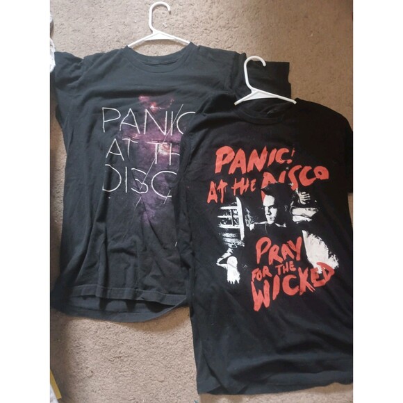 Panic At The Disco Pray For The Wicked - Lot of 2 Size M T-Shirt Black Tultex - Picture 1 of 8